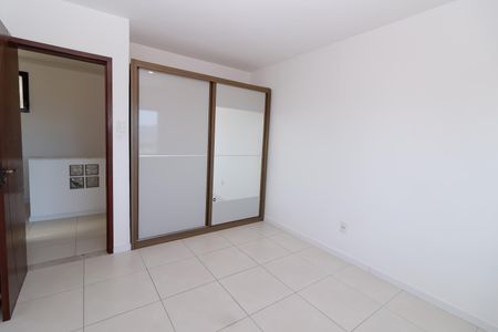 Casa de condomínio à venda com 380m², 5 quartos e 2 vagas Casa de condomínio à venda com 380m², 5 quartos e 2 vagasQuarto 3