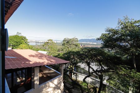 Casa de condomínio à venda com 380m², 5 quartos e 2 vagas Casa de condomínio à venda com 380m², 5 quartos e 2 vagasVista Quarto 1