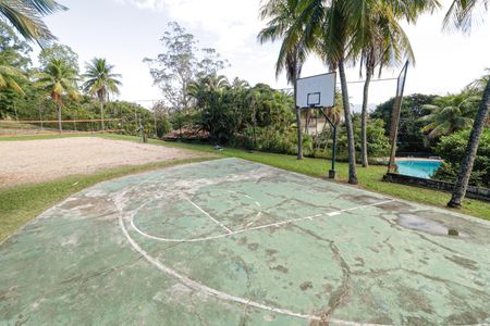 Casa de condomínio à venda com 380m², 5 quartos e 2 vagas Casa de condomínio à venda com 380m², 5 quartos e 2 vagasÁrea comum