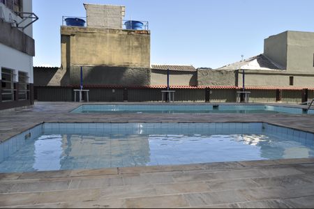 Apartamento à venda com 58m², 2 quartos e 1 vagaÁrea comum