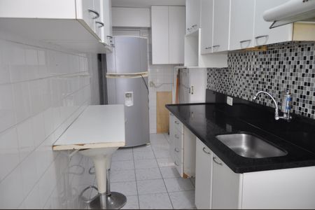 Apartamento à venda com 58m², 2 quartos e 1 vagaCozinha