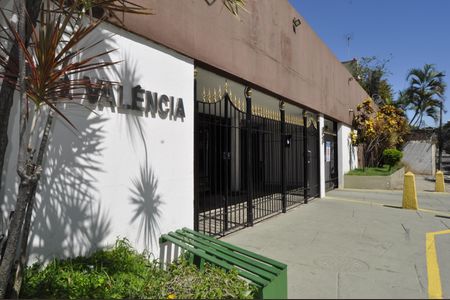 Apartamento à venda com 58m², 2 quartos e 1 vagaFachada