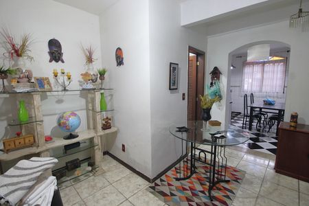 Casa à venda com 485m², 3 quartos e 4 vagasSala 2