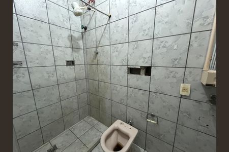 Casa à venda com 485m², 3 quartos e 4 vagasBanheiro 