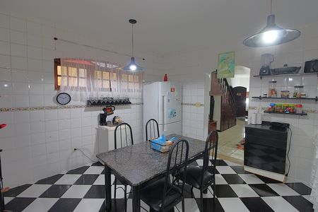 Casa à venda com 485m², 3 quartos e 4 vagasCozinha