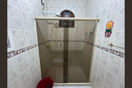 Casa à venda com 485m², 3 quartos e 4 vagasBanheiro da Suíte 2