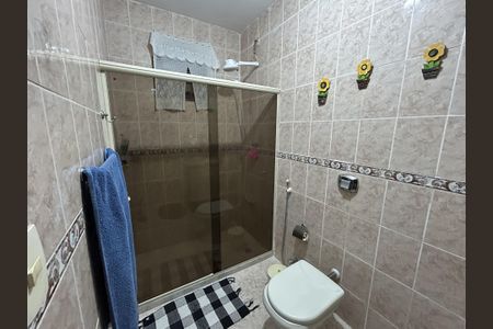 Casa à venda com 485m², 3 quartos e 4 vagasBanheiro da Suíte 1