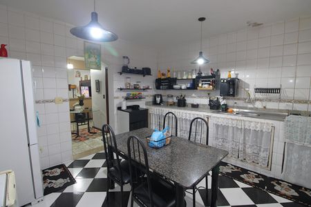 Casa à venda com 485m², 3 quartos e 4 vagasCozinha