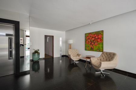 Apartamento à venda com 190m², 2 quartos e 1 vaga Apartamento à venda com 190m², 2 quartos e 1 vagaÁrea comum