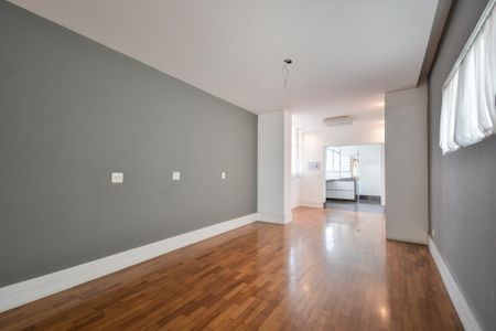 Apartamento à venda com 190m², 2 quartos e 1 vaga Apartamento à venda com 190m², 2 quartos e 1 vagaSala