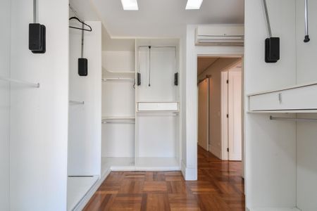 Apartamento à venda com 190m², 2 quartos e 1 vaga Apartamento à venda com 190m², 2 quartos e 1 vagaQuarto 1