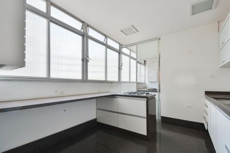 Apartamento à venda com 190m², 2 quartos e 1 vaga Apartamento à venda com 190m², 2 quartos e 1 vagaCozinha