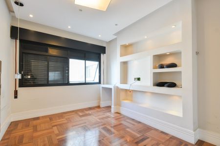 Apartamento à venda com 190m², 2 quartos e 1 vaga Apartamento à venda com 190m², 2 quartos e 1 vagaQuarto 1