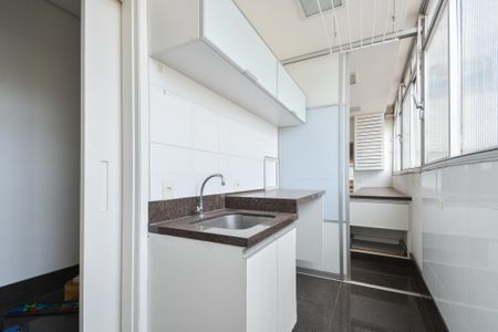 Apartamento à venda com 190m², 2 quartos e 1 vaga Apartamento à venda com 190m², 2 quartos e 1 vagaÁrea de Serviço