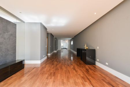 Apartamento à venda com 190m², 2 quartos e 1 vaga Apartamento à venda com 190m², 2 quartos e 1 vagaSala