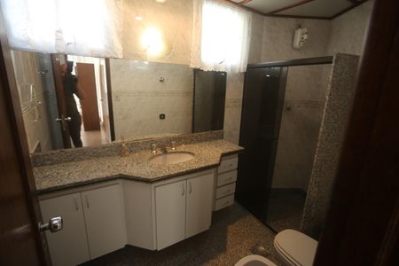 Apartamento à venda com 140m², 4 quartos e 2 vagasBanheiro Social