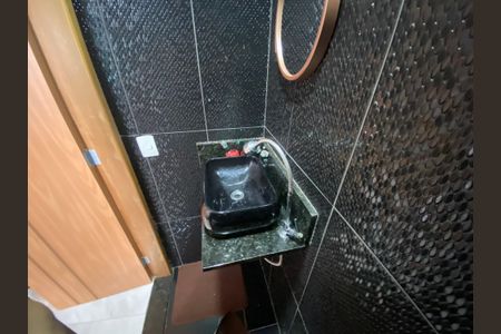 Apartamento à venda com 55m², 2 quartos e sem vagaBanheiro Social