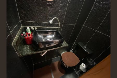 Apartamento à venda com 55m², 2 quartos e sem vagaBanheiro Social