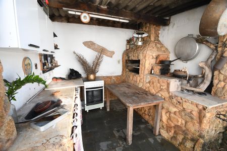 Casa à venda com 90m², 2 quartos e 4 vagasÁrea Externa