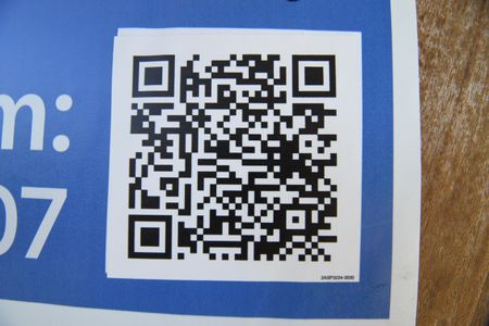 Casa à venda com 90m², 2 quartos e 4 vagasPlaca QR code