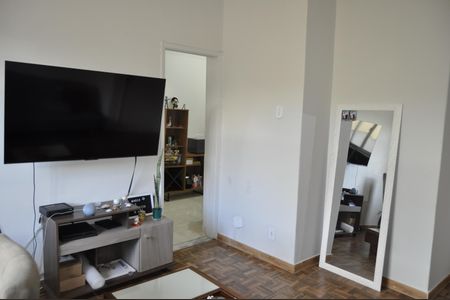 Apartamento à venda com 60m², 2 quartos e sem vagaSala