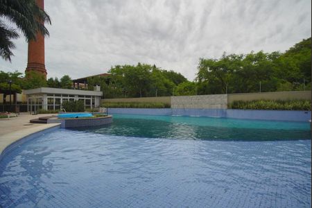 Apartamento à venda com 64m², 2 quartos e 1 vagaÁrea comum - Piscina