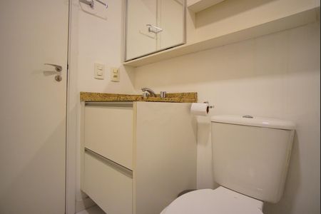 Apartamento à venda com 64m², 2 quartos e 1 vagaBanheiro Corredor