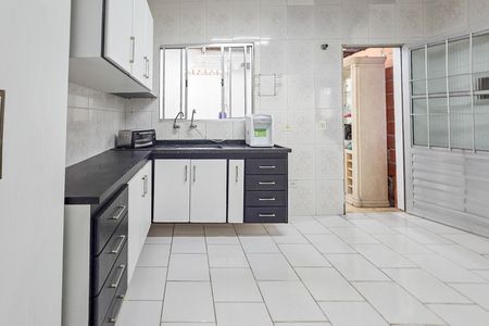 Casa para alugar com 105m², 2 quartos e 2 vagas Casa para alugar com 105m², 2 quartos e 2 vagasCozinha
