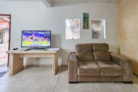 Casa para alugar com 105m², 2 quartos e 2 vagas Casa para alugar com 105m², 2 quartos e 2 vagasSala
