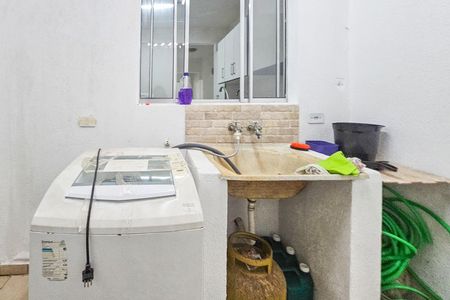 Casa para alugar com 105m², 2 quartos e 2 vagas Casa para alugar com 105m², 2 quartos e 2 vagasÁrea de Serviço
