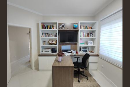 Casa à venda com 400m², 3 quartos e 2 vagasEscritório