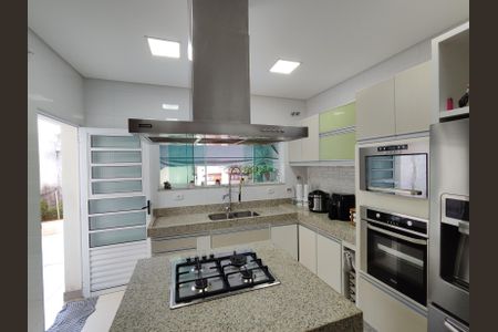 Casa à venda com 400m², 3 quartos e 2 vagasCozinha