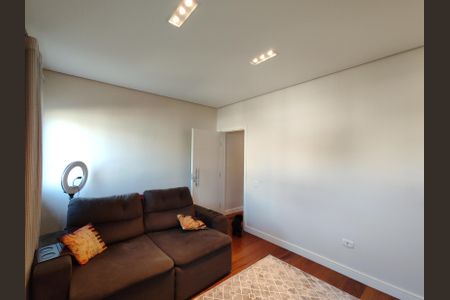 Casa à venda com 400m², 3 quartos e 2 vagasSala de TV