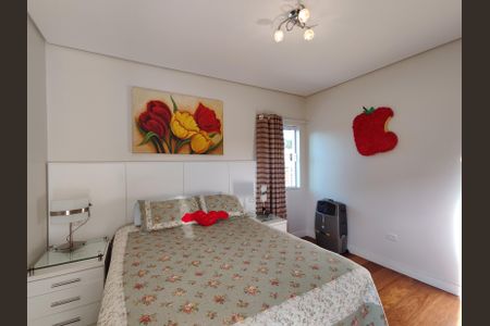 Casa à venda com 400m², 3 quartos e 2 vagasSuíte 1