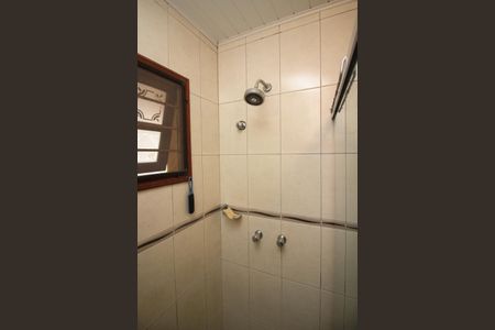 Casa à venda com 253m², 2 quartos e 10 vagas Casa à venda com 253m², 2 quartos e 10 vagasBanheiro da Suíte