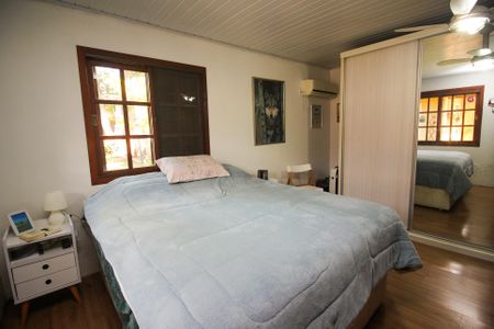 Casa à venda com 253m², 2 quartos e 10 vagas Casa à venda com 253m², 2 quartos e 10 vagasSuíte 1