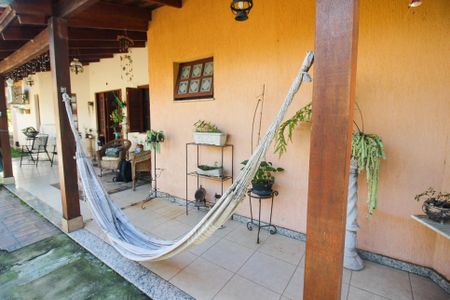 Casa à venda com 253m², 2 quartos e 10 vagas Casa à venda com 253m², 2 quartos e 10 vagasVaranda da Sala