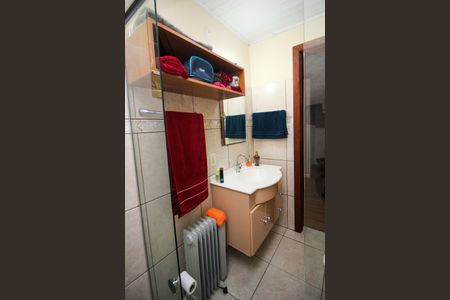 Casa à venda com 253m², 2 quartos e 10 vagas Casa à venda com 253m², 2 quartos e 10 vagasBanheiro da Suíte 1