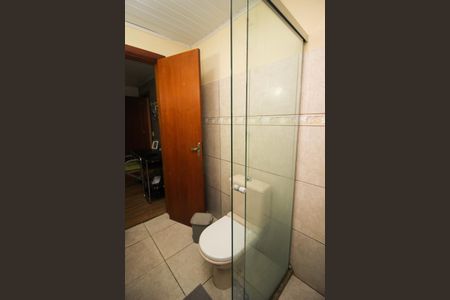 Casa à venda com 253m², 2 quartos e 10 vagas Casa à venda com 253m², 2 quartos e 10 vagasBanheiro da Suíte 1