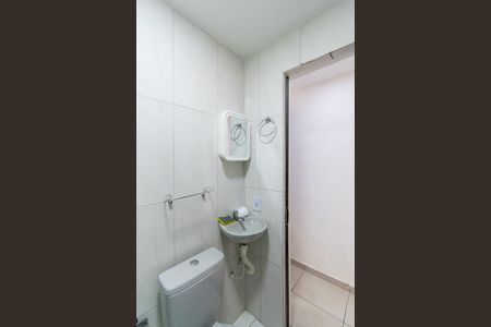 Casa de condomínio para alugar com 40m², 1 quarto e sem vagaBanheiro