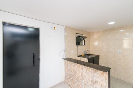 Casa de condomínio para alugar com 40m², 1 quarto e sem vagaSala