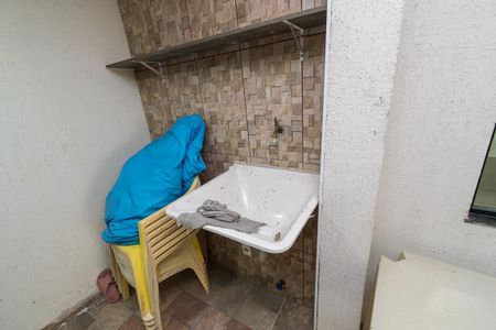 Casa de condomínio para alugar com 40m², 1 quarto e sem vagaÁrea de Serviço