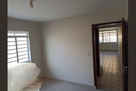 Casa à venda com 156m², 3 quartos e 2 vagas Casa à venda com 156m², 3 quartos e 2 vagasFoto 07