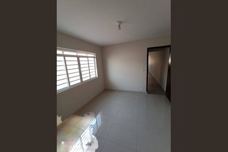 Casa à venda com 156m², 3 quartos e 2 vagas Casa à venda com 156m², 3 quartos e 2 vagasFoto 08