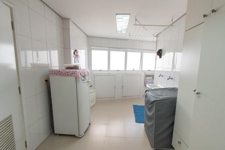 Apartamento para alugar com 343m², 4 quartos e 5 vagasÁrea de serviço