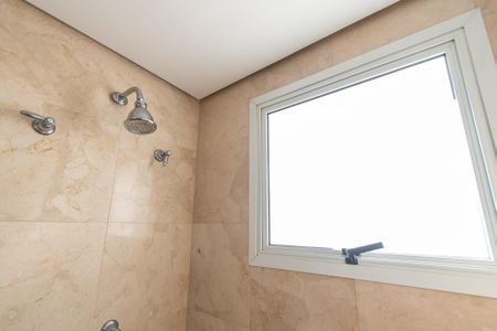 Apartamento para alugar com 343m², 4 quartos e 5 vagasBanheiro da suíte 3