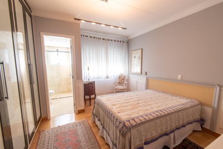 Apartamento para alugar com 343m², 4 quartos e 5 vagasSuíte 3