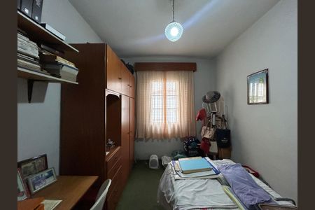 Casa à venda com 170m², 3 quartos e 4 vagasQuarto 2