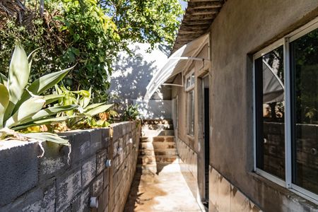 Casa para alugar com 60m², 1 quarto e 1 vaga Casa para alugar com 60m², 1 quarto e 1 vagaÁrea externa