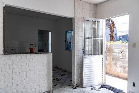 Casa para alugar com 60m², 1 quarto e 1 vaga Casa para alugar com 60m², 1 quarto e 1 vagaSala